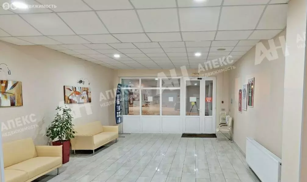 Помещение свободного назначения (600 м) - Фото 1