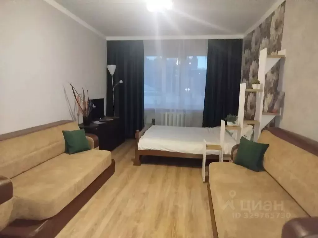 1-к кв. Брянская область, Брянск Красноармейская ул., 42 (46.0 м) - Фото 1