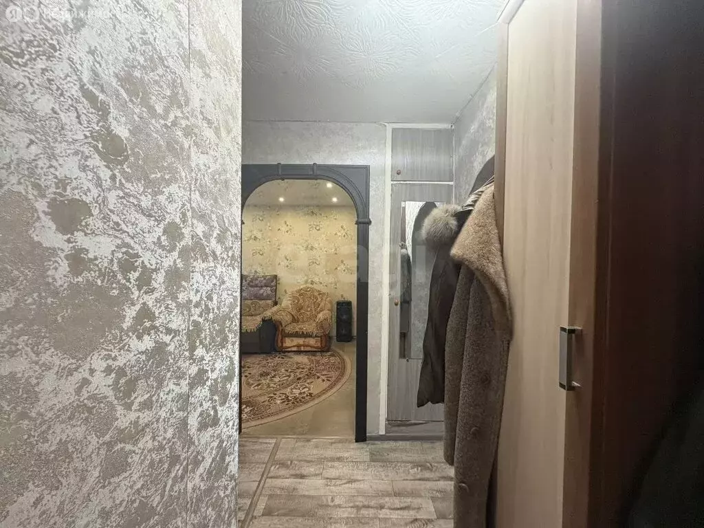 3-комнатная квартира: Ачинск, улица Кирова, 10 (59.8 м) - Фото 2