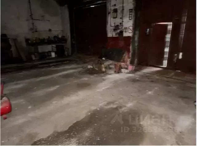 Гараж в Тульская область, Узловая Железнодорожная ул. (58 м) - Фото 2