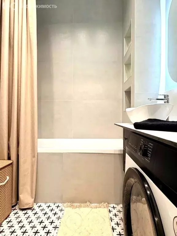 2-комнатная квартира: Красноярск, Свободный проспект, 38 (46 м) - Фото 1