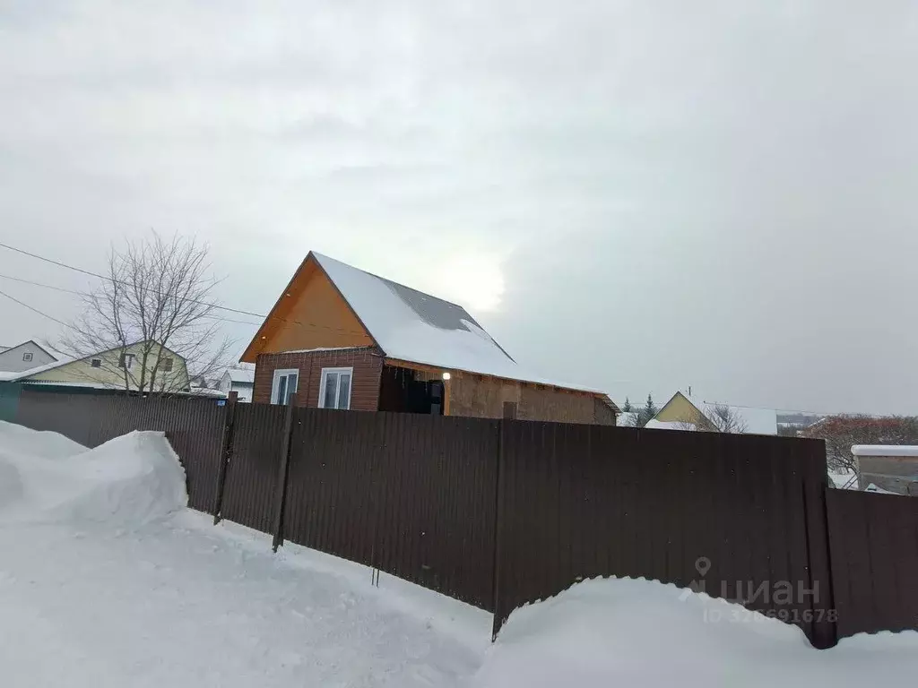 Дом в Башкортостан, Иглинский сельсовет, с. Иглино ул. Якутова (50 м) - Фото 2