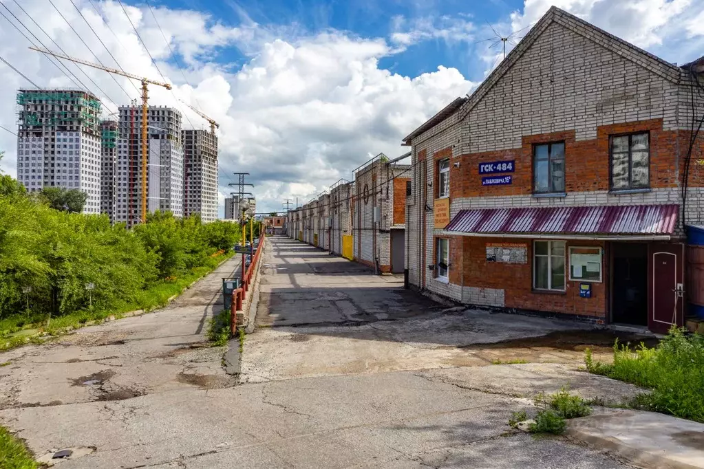 Гараж в Хабаровский край, Хабаровск ул. Павловича, 16Б (33 м) - Фото 1