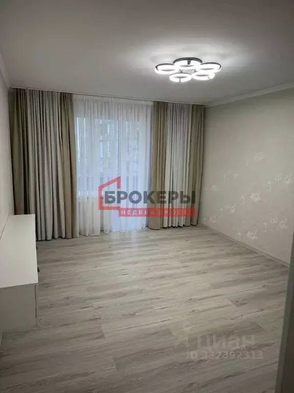 1-к кв. Севастополь просп. Генерала Острякова, 187 (40.0 м) - Фото 2