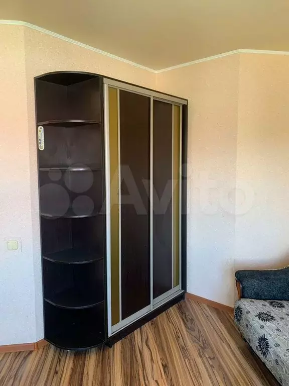 1-к. квартира, 30 м, 4/4 эт. - Фото 1