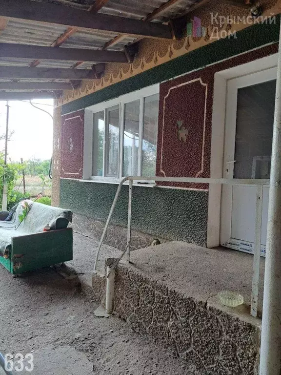 Дом в Крым, Первомайский район, с. Стахановка ул. Садовая, 1А (90 м) - Фото 1