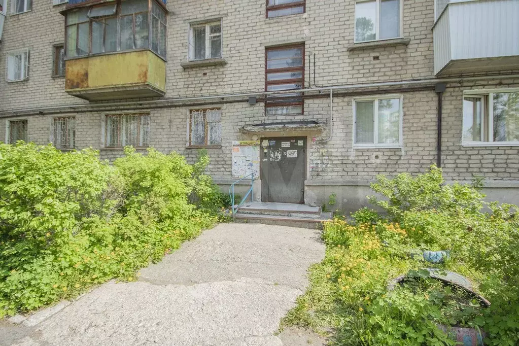 3-к. квартира, 56 м, 3/3 эт. - Фото 1