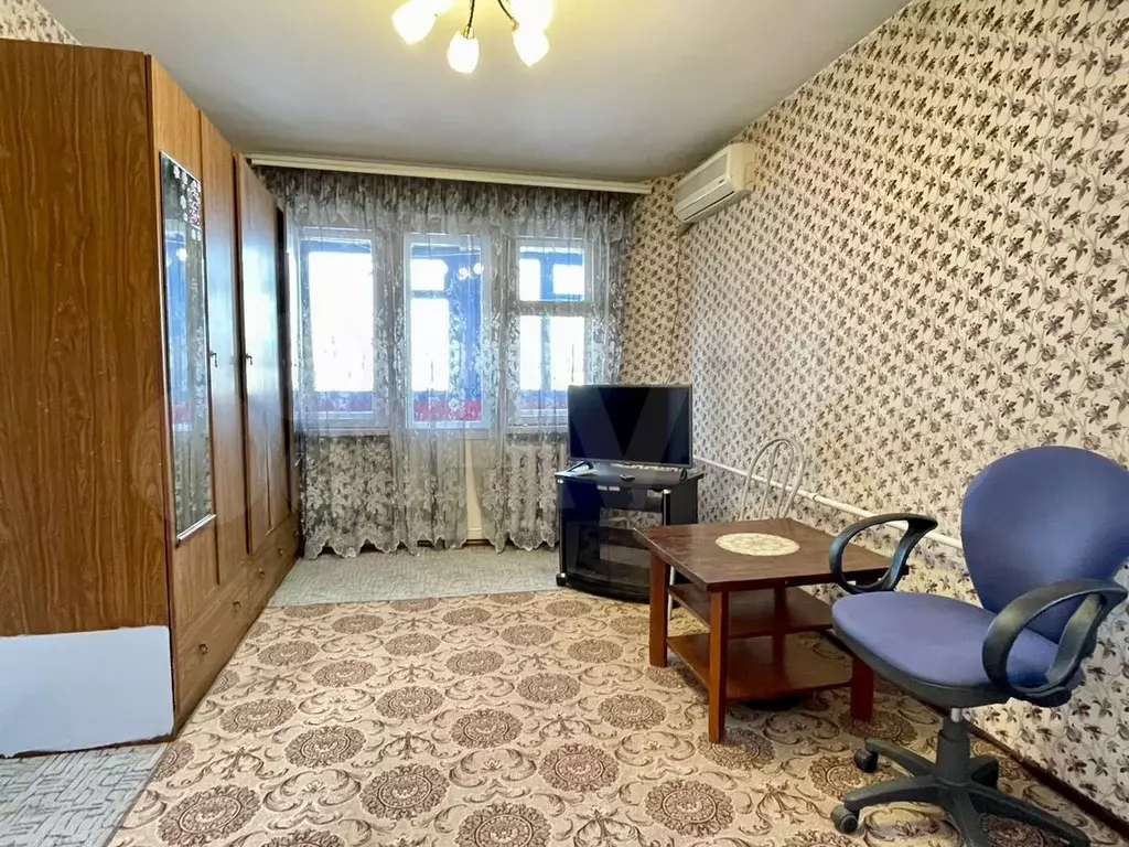1-к. квартира, 30 м, 5/5 эт. - Фото 0