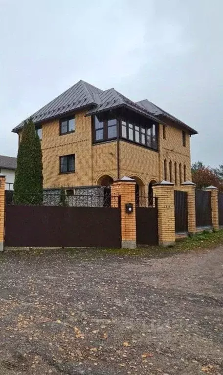 Дом в Тверская область, Конаковский муниципальный округ, с. Свердлово ... - Фото 1