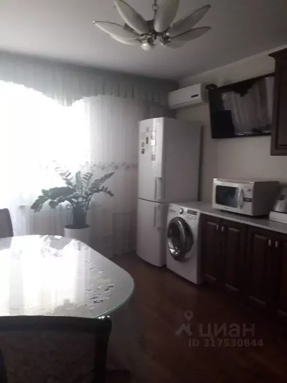 2-к кв. Краснодарский край, Геленджик ул. Маршала Жукова, 1к2 (62.0 м) - Фото 1