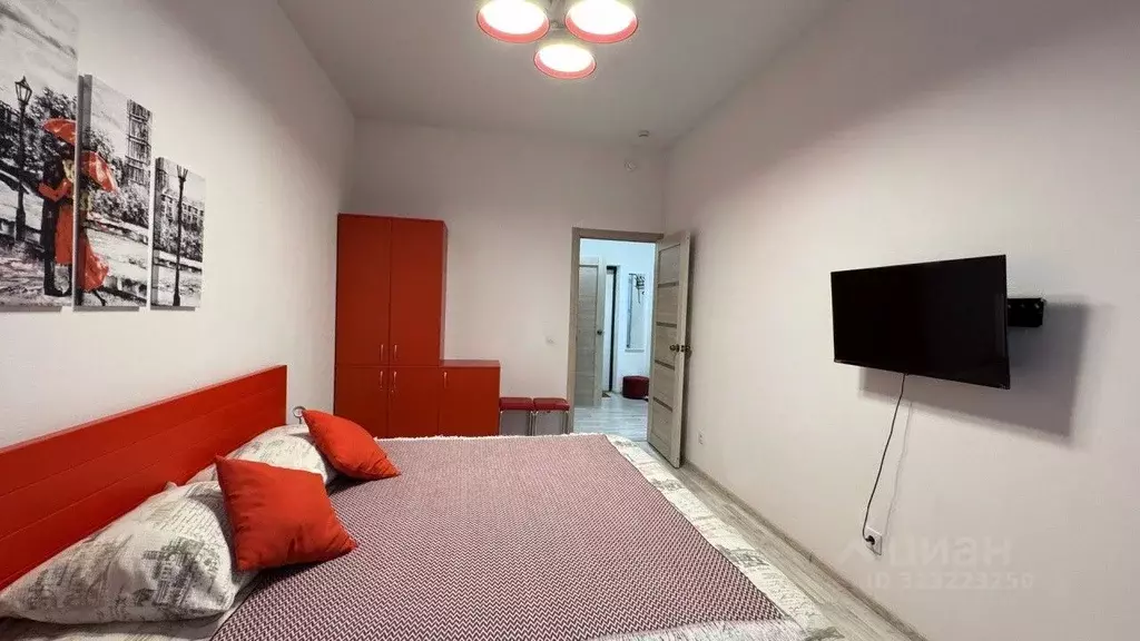 1-к кв. Свердловская область, Екатеринбург ул. Крауля, 170 (41.0 м) - Фото 2