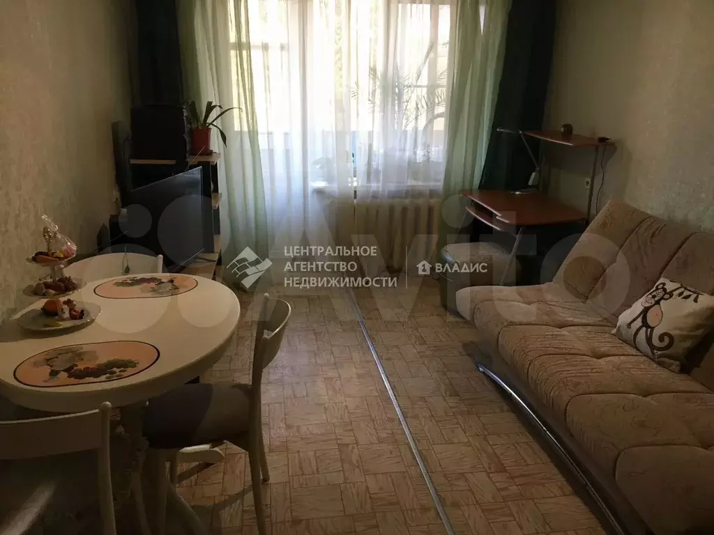 3-к. квартира, 70 м, 4/9 эт. - Фото 1