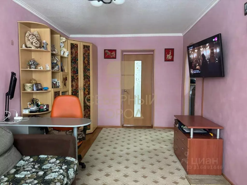 2-к кв. Ханты-Мансийский АО, Нижневартовск Омская ул., 22А (43.7 м) - Фото 0