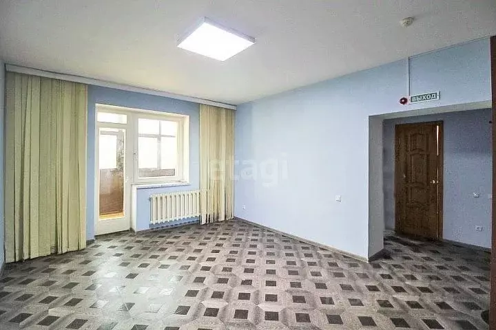 Офис в Ямало-Ненецкий АО, Новый Уренгой Строителей мкр, 3 (105 м) - Фото 1