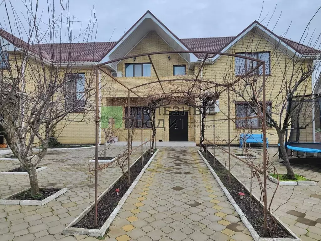 Дом в Краснодарский край, Анапа муниципальный округ, Красный хут. ул. ... - Фото 0