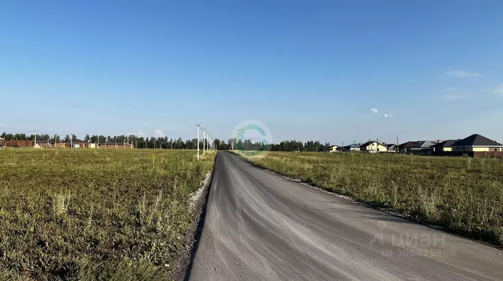 Участок в Татарстан, Лаишевский район, Кирбинское с/пос, д. Травкино, ... - Фото 1