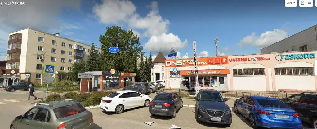 Торговая площадь в Татарстан, Зеленодольск Комсомольская ул., 10/1 (28 ... - Фото 0
