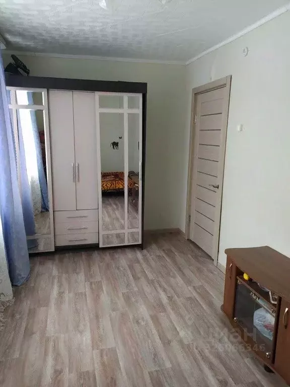 3-к кв. Свердловская область, Богданович муниципальный округ, с. ... - Фото 1