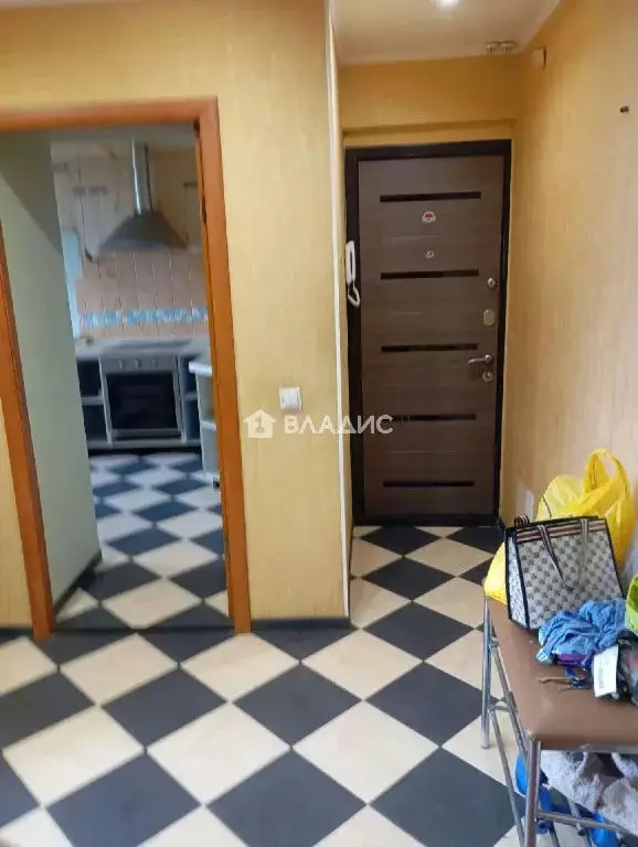 Продается 3-комнатная квартира - Фото 1