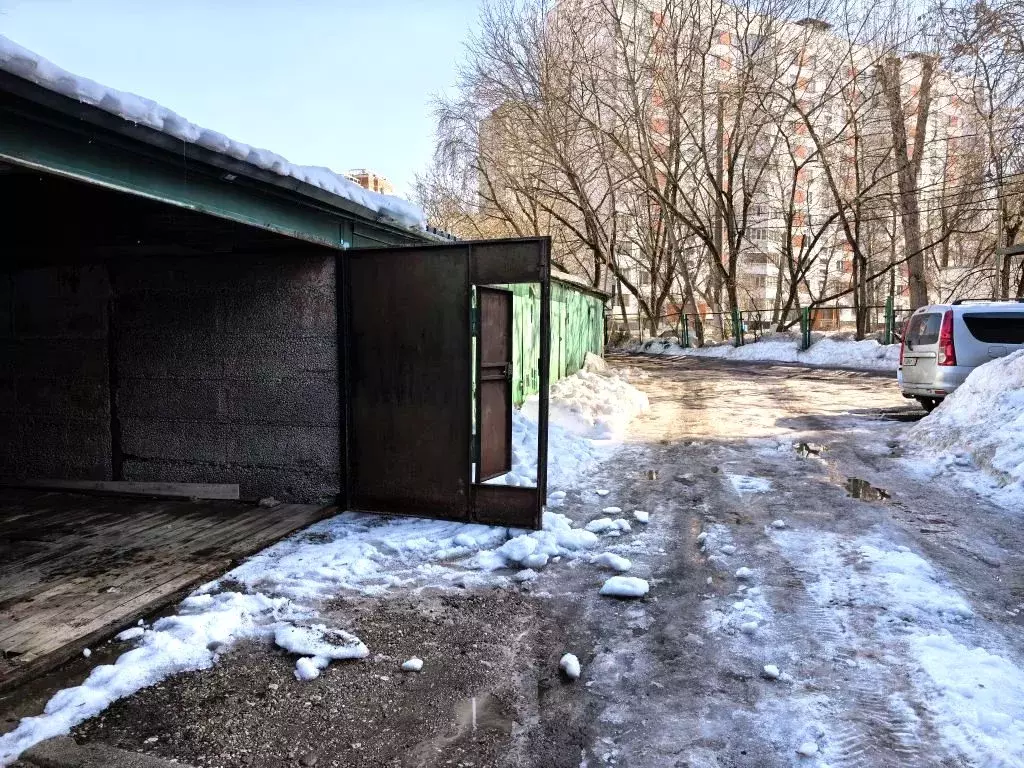 Гараж в Москва Винницкая ул., 15К2 (18 м) - Фото 2