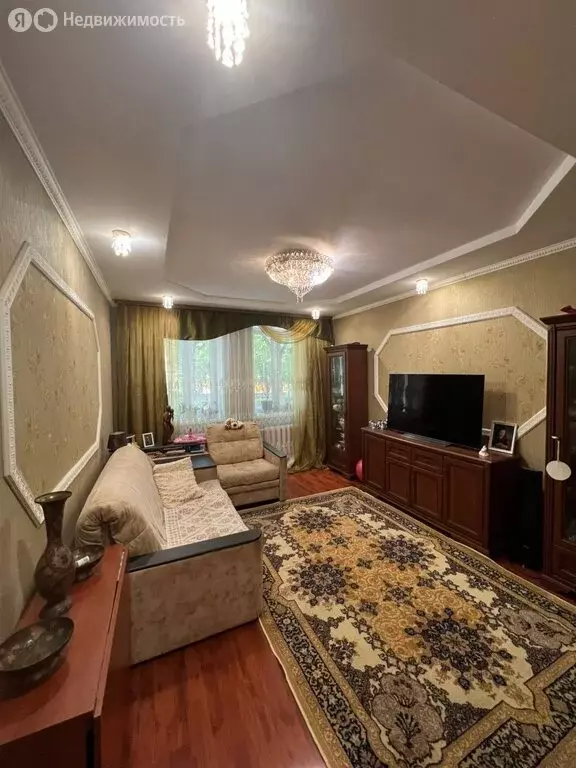 3-комнатная квартира: Серпухов, улица Калинина, 27А (56 м) - Фото 1