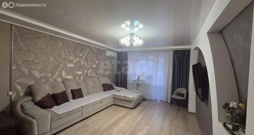 3-комнатная квартира: Альметьевск, улица Чернышевского, 45 (71.3 м) - Фото 2