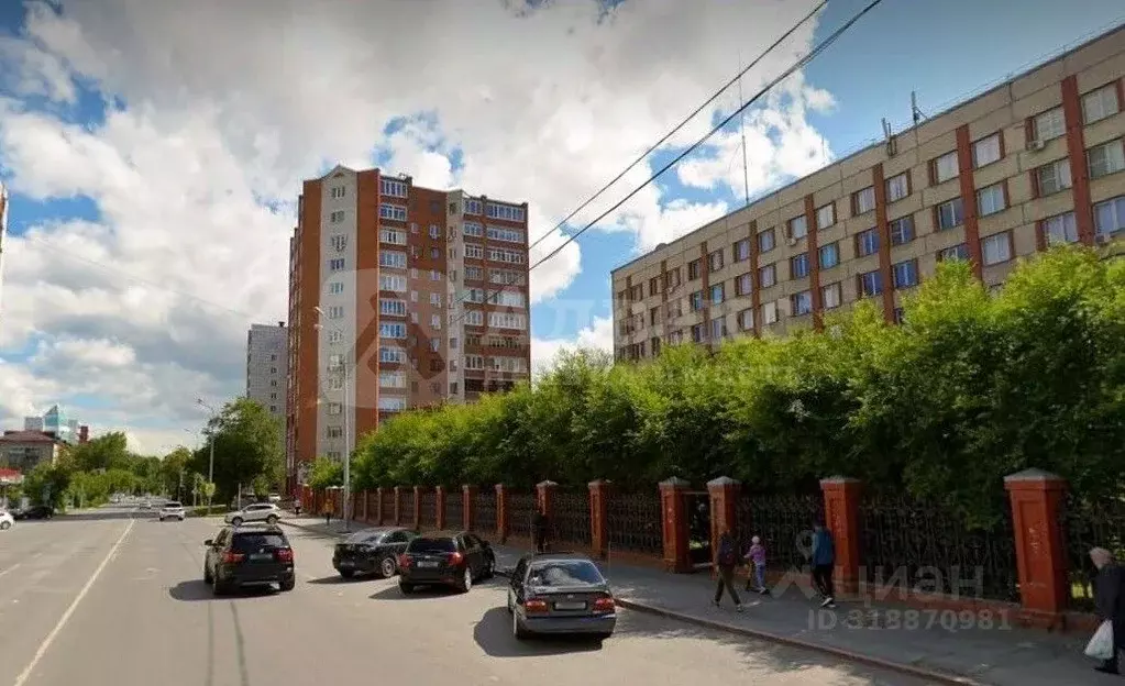4-к кв. Тюменская область, Тюмень ул. Малыгина, 56 (146.0 м) - Фото 0