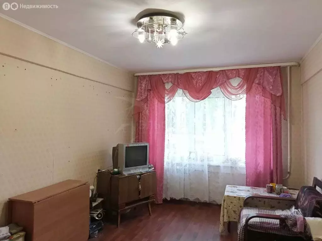 3-комнатная квартира: Великий Новгород, проспект Александра Корсунова, ... - Фото 1