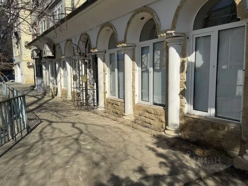 Офис в Дагестан, Каспийск ул. Хизроева, 37 (80 м) - Фото 0
