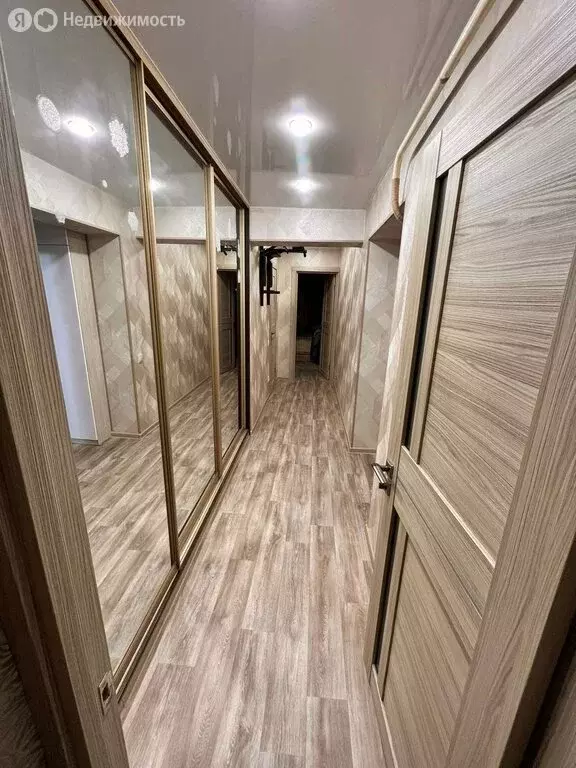 2-комнатная квартира: Новый Уренгой, район Северная Жилая Часть, ... - Фото 1