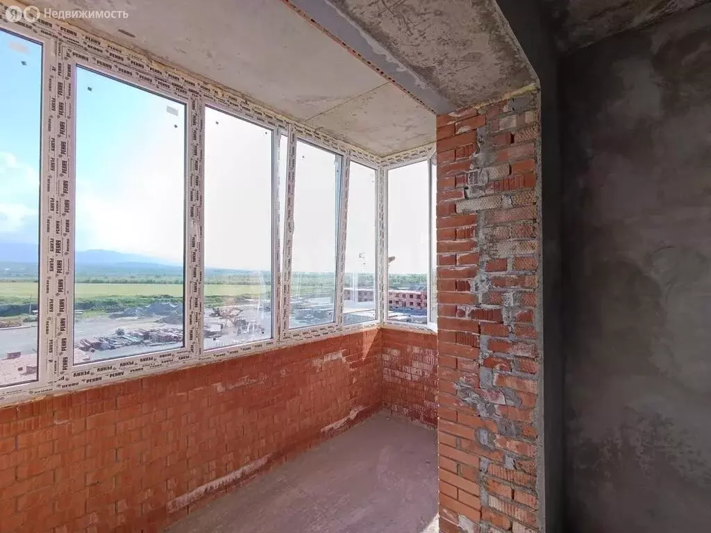 1-комнатная квартира: Владикавказ, улица Хадарцева, 41 (48 м) - Фото 1