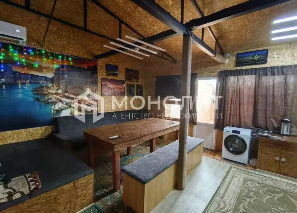 Дом в Белгородская область, Старый Оскол Центральная ул. (96 м) - Фото 2