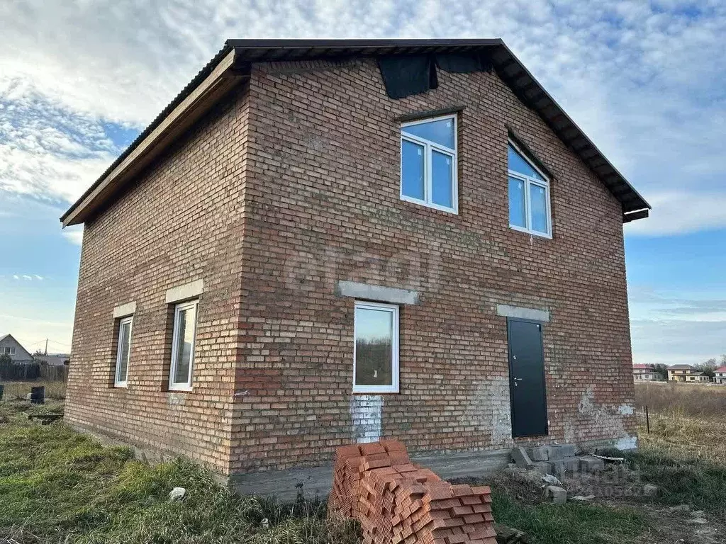 Дом в Красноярский край, Красноярск городской округ, д. Бугачево ул. ... - Фото 0