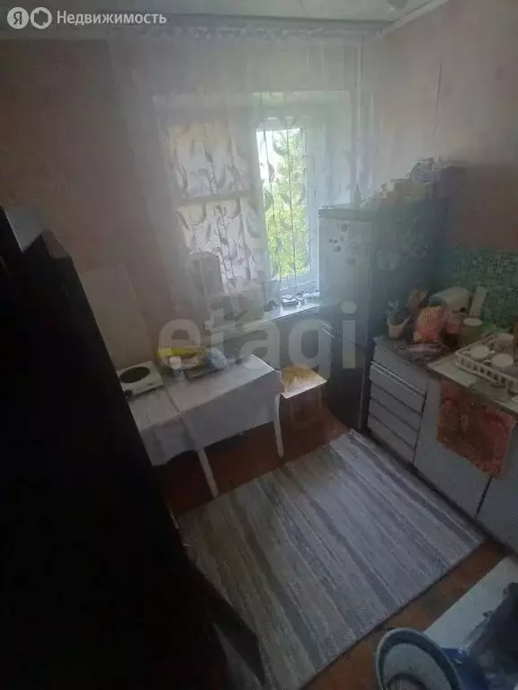 2-комнатная квартира: Усть-Катав, улица 40 лет Октября, 31 (39.4 м) - Фото 0