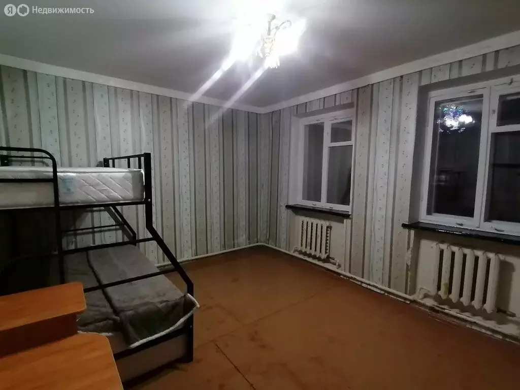 2-комнатная квартира: Курск, улица Белинского, 22А (38 м) - Фото 1