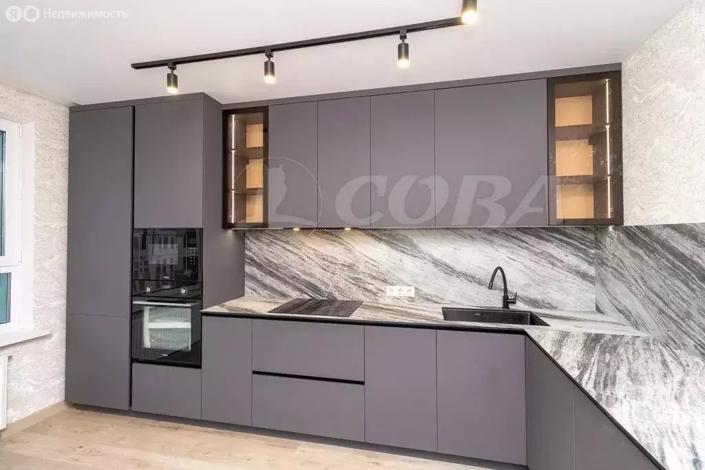 3-комнатная квартира: Тюмень, улица Павла Никольского, 2 (88 м) - Фото 2