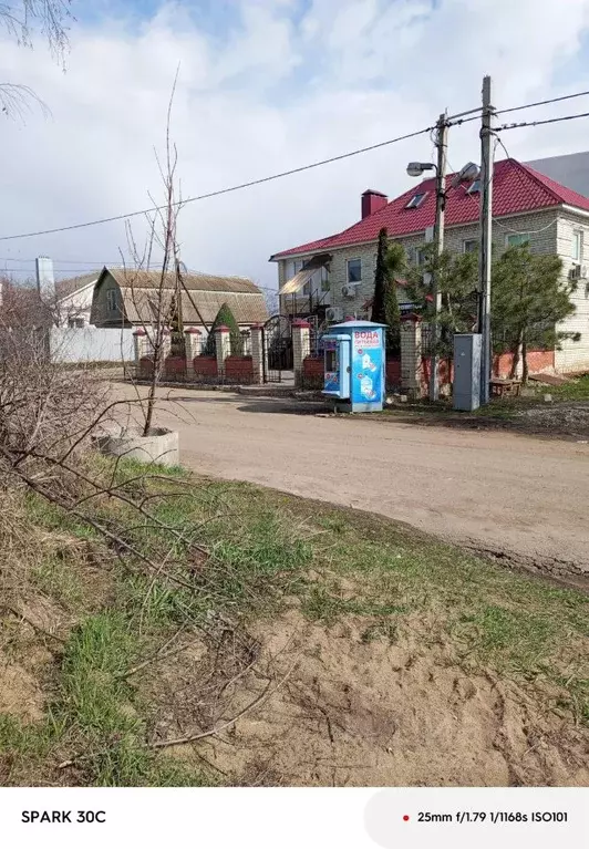 1-к кв. Саратовская область, Красный Октябрь рп ул. Нефтяников, 8 ... - Фото 0