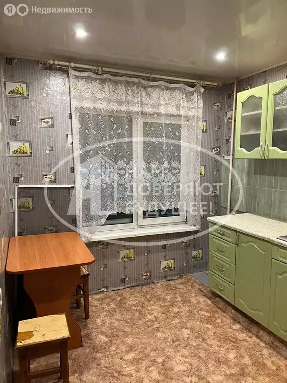 1-комнатная квартира: Соликамск, Молодёжная улица, 21 (29 м) - Фото 1