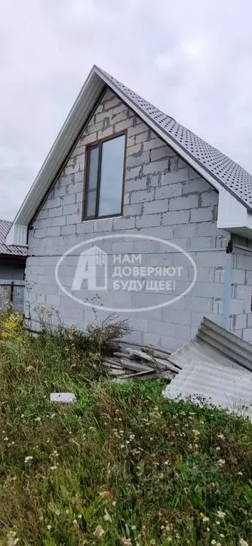 Дом в Пермский край, Чернушинский городской округ, д. Зверево ул. ... - Фото 1