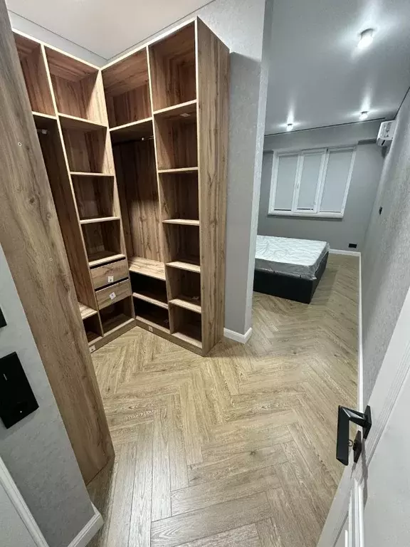 2-к кв. Дагестан, Махачкала ул. Ирчи Казака, 46 (90.0 м) - Фото 0