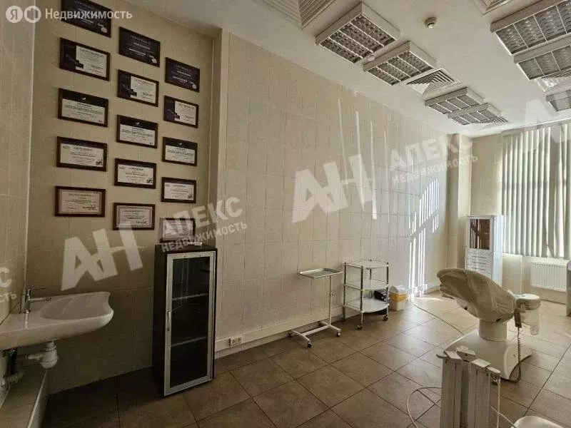 Помещение свободного назначения (155 м) - Фото 1