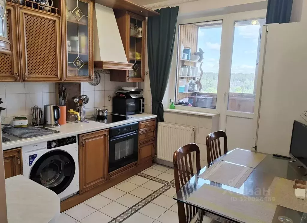 Комната Москва ул. Корнейчука, 24 (16.0 м) - Фото 1