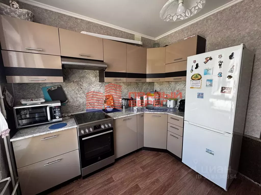 2-к кв. Калужская область, Калуга ул. Петра Тарасова, 37 (46.8 м) - Фото 0
