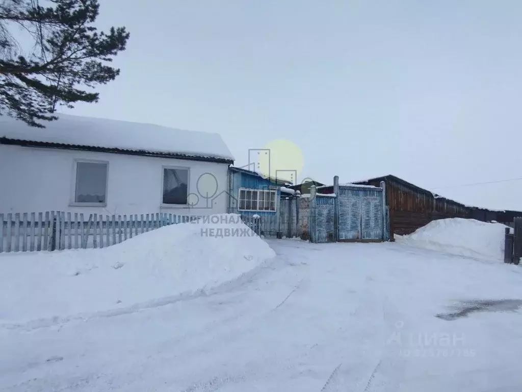 Дом в Иркутская область, Иркутский муниципальный округ, д. Куда пер. ... - Фото 1