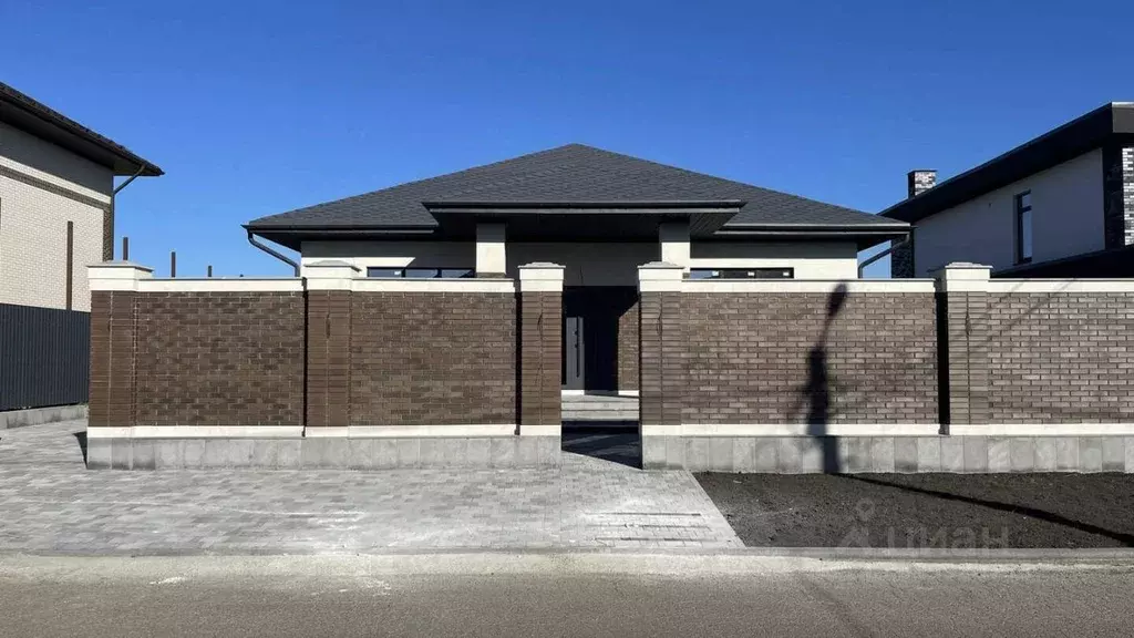 Дом в Ставропольский край, Ставрополь ул. Прогрессивная, 23 (160 м) - Фото 1