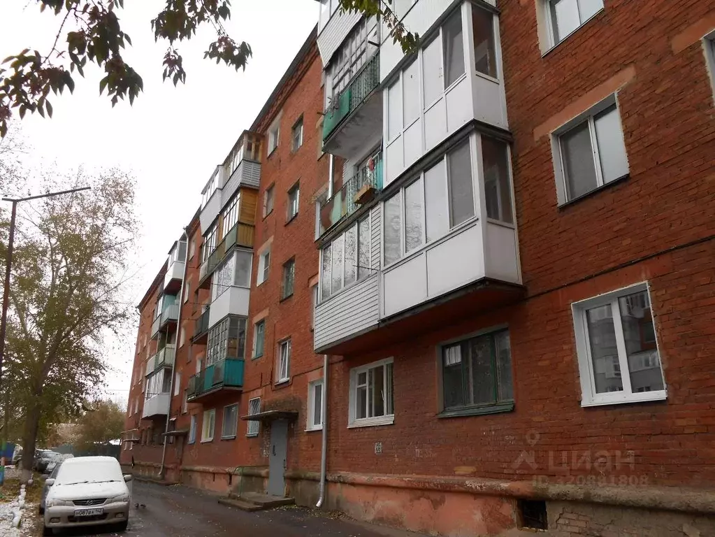 2-к кв. Омская область, Омск ул. Маршала Жукова, 146а (45.0 м) - Фото 0