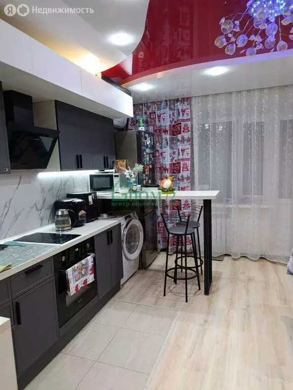 4-комнатная квартира: Тобольск, 8-й микрорайон, 39 (79.7 м) - Фото 1