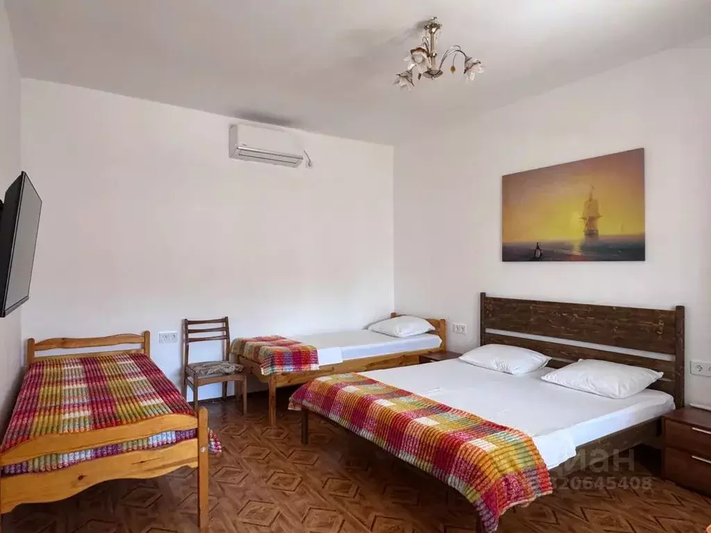 Комната Крым, Судак ул. Таврическая, 73 - Фото 2