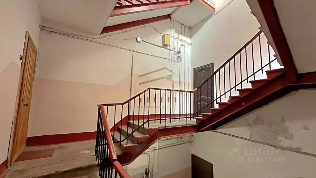 2-к кв. Санкт-Петербург просп. Римского-Корсакова, 63 (70.1 м) - Фото 1