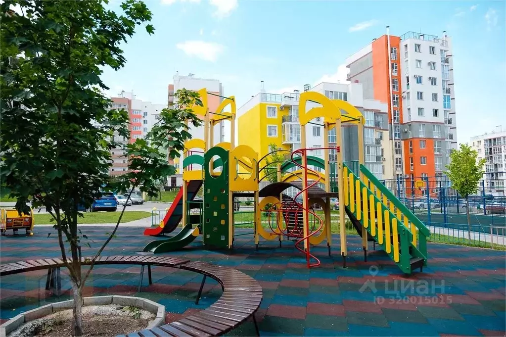 1-к кв. Крым, Симферополь ул. Батурина, 145 (34.0 м) - Фото 1